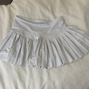 Women’s Pleated Skater Skirt in White